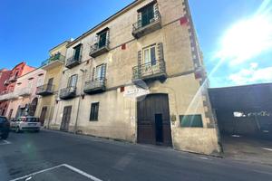 MULTILOCALE A MONTE DI PROCIDA