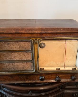 Radio d’epoca anni ‘30 / ‘40 da restaurare