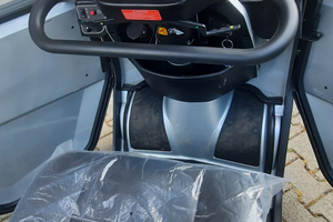 Scooter elettrico cabinato per disabili