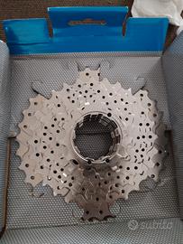 pacco pignoni shimano 8 rapporti