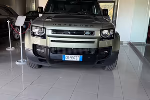 Land Rover Defender 110 3.0D I6 200 CV AWD Auto SE