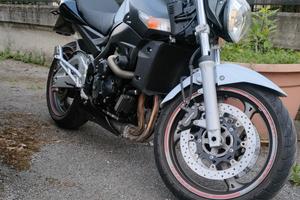Suzuki Gsr 600