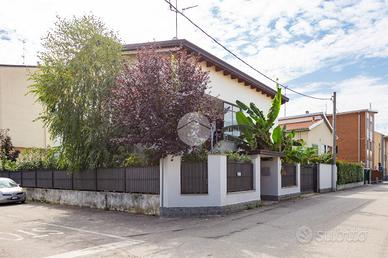 VILLA SINGOLA A BOLLATE