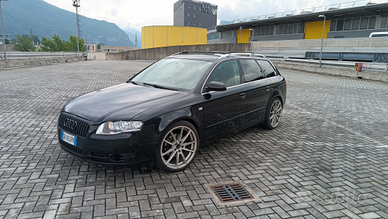 Audi a4 avant 2.0 tdi quattro