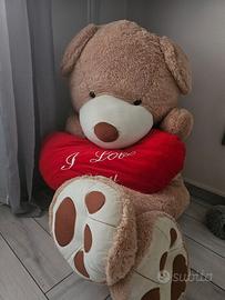 Orso di peluche gigante con cuore "Love"