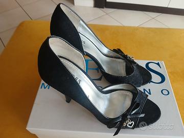 Scarpe donna n. 38 Guess