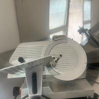 Affettatrice professionale con lama 35'cm