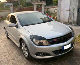 OPEL Astra - 2009