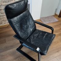 sedia Poang in pelle