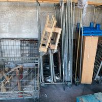 Cassone in ferro e roll con ruote