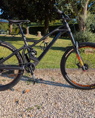Mondraker dune carbon r tg:M