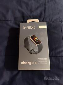 Fitbit Charge 5