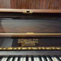 Pianoforte verticale