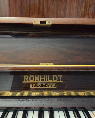 Pianoforte verticale