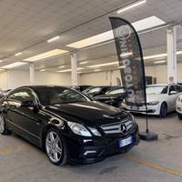 Mercedes-benz E 350 CDI Coupé BlueEFFICIENCY Avant