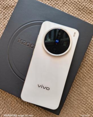 vivo x200 pro mini      12-256 