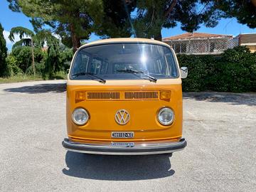 Volkswagen T2 BUS 9 POSTI VERSIONE LUSSO