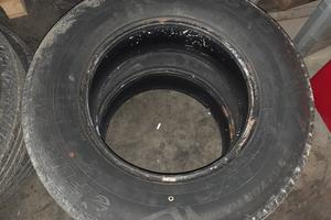 Gomme estive 235 70 16 