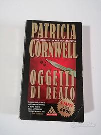 Libro Oggetti di Reato Thriller