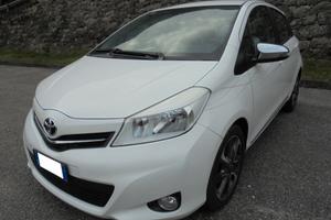TOYOTA YARIS 1.4 D-4D 5P LOUNGE – UNIPROPRIETARIO-