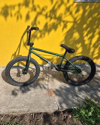 Kush 2+ 20" BMX Freestyle

