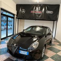 AlfaRomeo Giulietta 2016 1.6cc Diesel - PERFETTA 