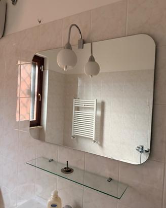 Specchio bagno con applique
