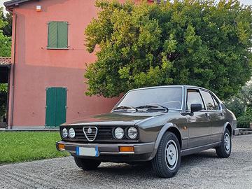 Alfetta 2.0 Quadrifoglio Oro  1982 carburatori