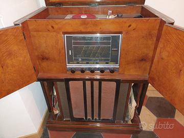 RADIO TELEFUNKEN ANTICA IN RADICA