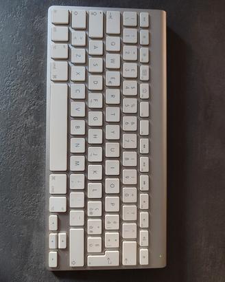 Apple Wireless Keyboard (modello A1314) italiano