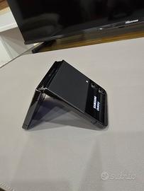 Samsung Galaxy Z Flip 4