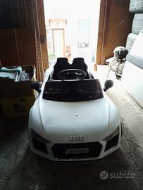 Auto elettrica per bambini