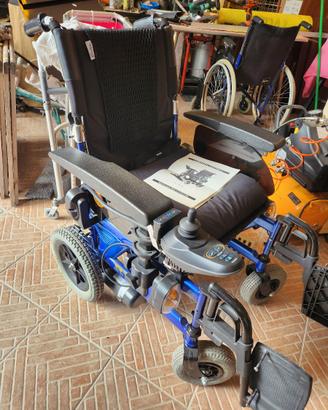 Carrozzina elettrica r1 plus disabili anziani
