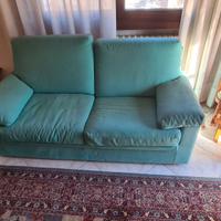divano a due posti misura 170 cm
