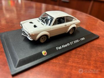 Modellino Fiat abarth ot 2000