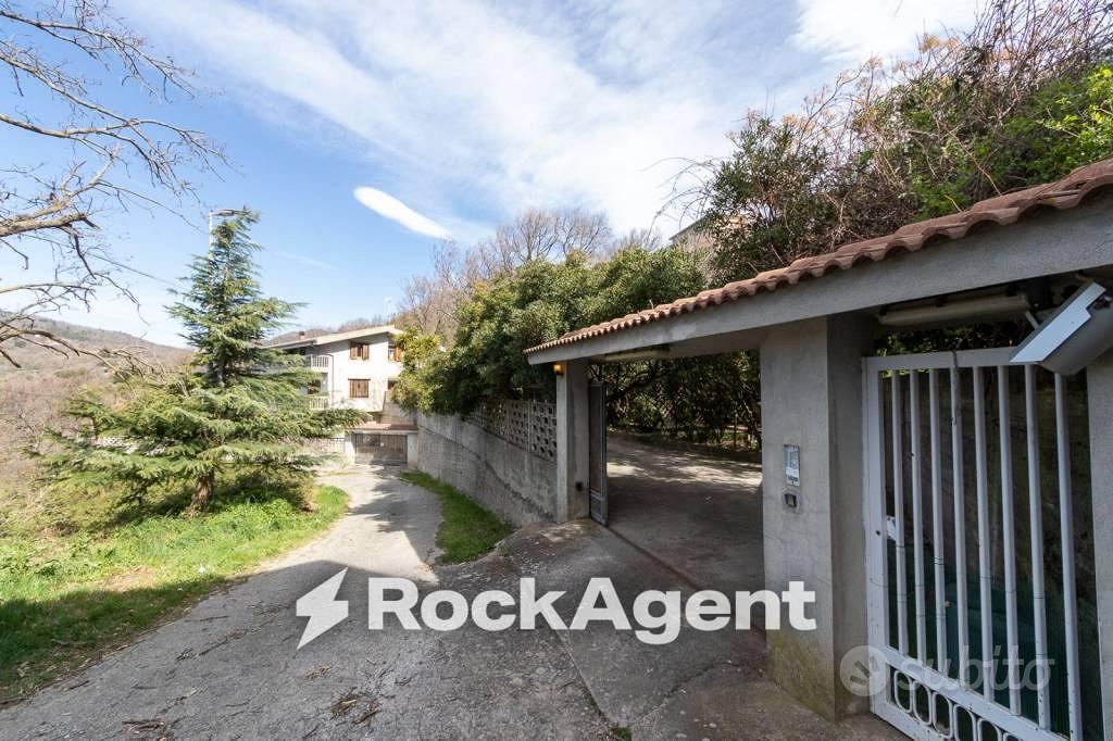 Casa – Catanzaro, Sant'Elia - Vista 2