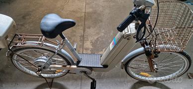 Bicicletta a batteria 