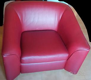Poltrona in similpelle