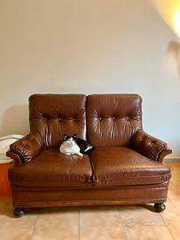 Divanoletto e poltrona in pelle vintage