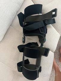 Tutore post operatoio crociato