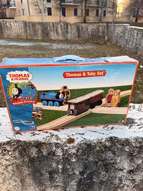 SET TRENINO IN LEGNO THOMAS E TOBY