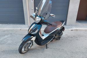 Beverly 300