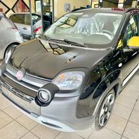 Fiat Panda 1.0 Hybrid Pandina CROSS