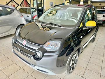 Fiat Panda 1.0 Hybrid Pandina CROSS