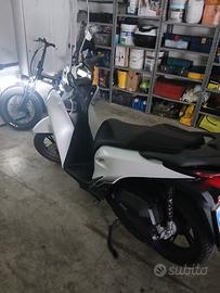 motom