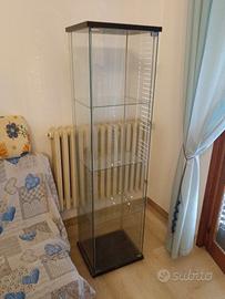 vetrina ikea