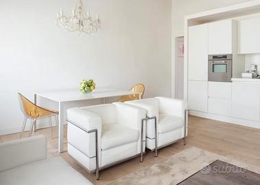 2 Poltrone Modello LC