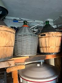 Attrezzatura x fare il vino