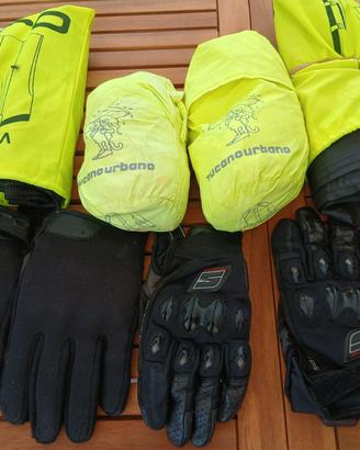 Antipioggia per moto, guanti