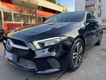 MERCEDES-BENZ A 180 D AUTOMATICA SPORT